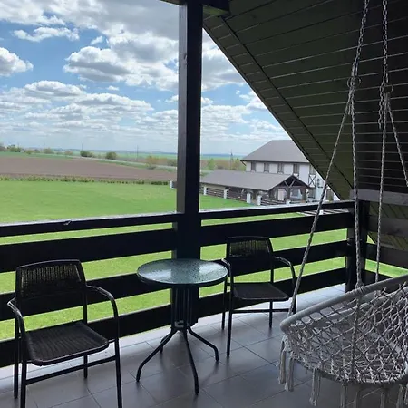 Cafe Chalet Edelweiss Holiday Home Zbarazh Exterior foto